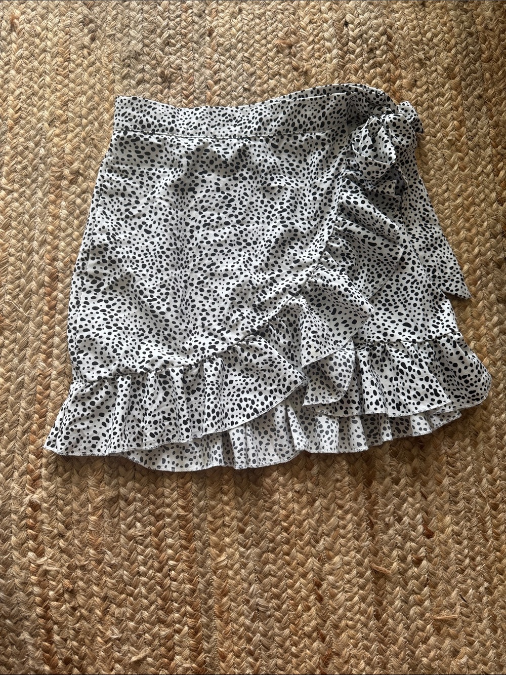 SHEIN Black & White Polka Dot Ruffle Wrap Mini Skirt